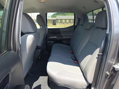 Used 2023 Toyota Tacoma SR5 AWD/4WD image 5