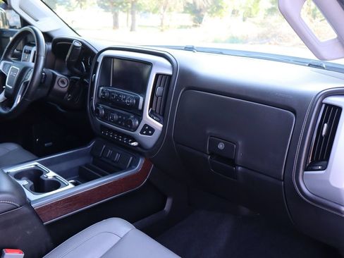 Used 2018 GMC Sierra 3500 SLT w/ Duramax Plus Package AWD/4WD image 17