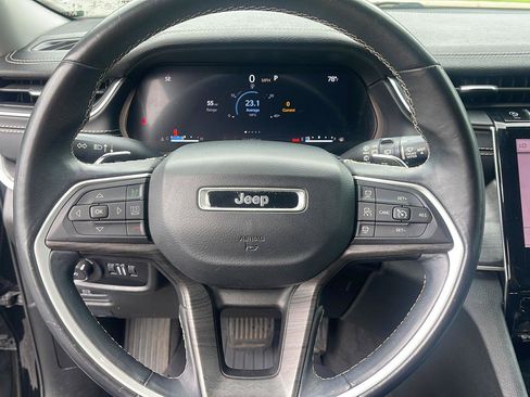 Used 2021 Jeep Grand Cherokee L Limited AWD/4WD image 22