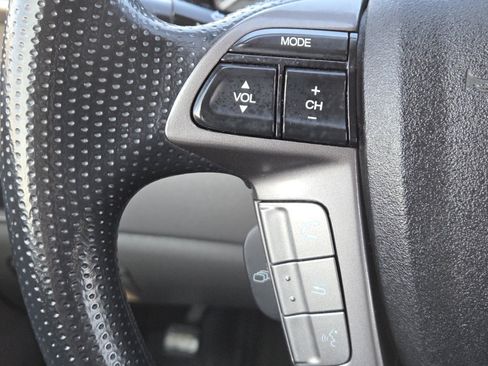 Used 2016 Honda Odyssey SE image 29