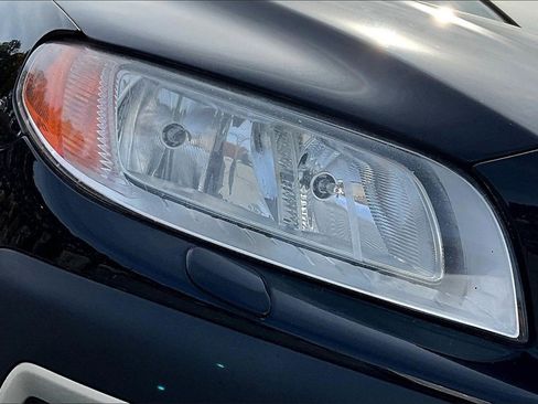 Used 2013 Volvo XC70 3.2 image 25