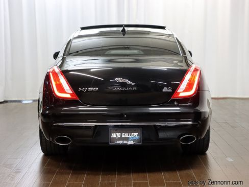 Used 2019 Jaguar XJ L Portfolio image 7