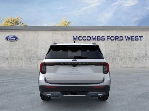 New 2025 Ford Explorer Active w/ Active Comfort Package image 7