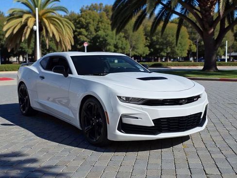 Used 2020 Chevrolet Camaro SS image 4