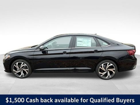 Used 2026 Volkswagen Jetta SEL FWD image 2
