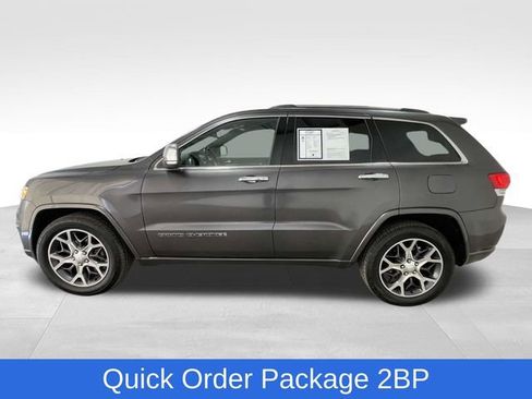 Used 2019 Jeep Grand Cherokee Overland image 2