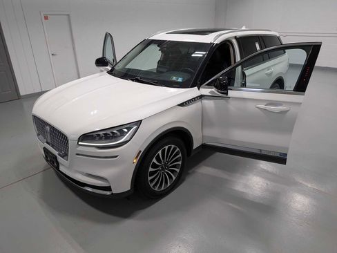 Used 2023 Lincoln Aviator Reserve w/ Elements Package Plus image 16