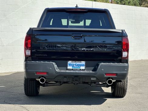 New 2026 Honda Ridgeline Black Edition image 5