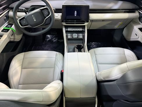 New 2026 Lincoln Nautilus Premier w/ Equipment Group 102A AWD/4WD image 22