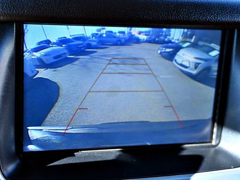 Used 2018 GMC Yukon XL SLT image 33