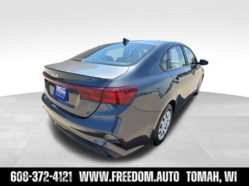 Used 2024 Kia Forte LX FWD image 5