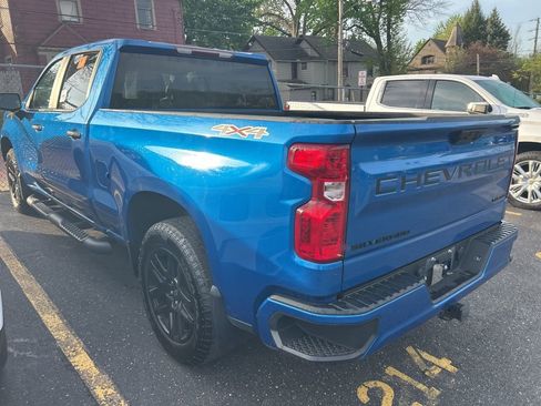 Used 2023 Chevrolet Silverado 1500 Custom w/ LPO, Dark Essentials Package AWD/4WD image 9
