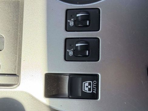 Used 2019 Toyota 4Runner SR5 Premium AWD/4WD image 25