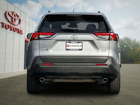 Certified 2025 Toyota RAV4 XLE image 4