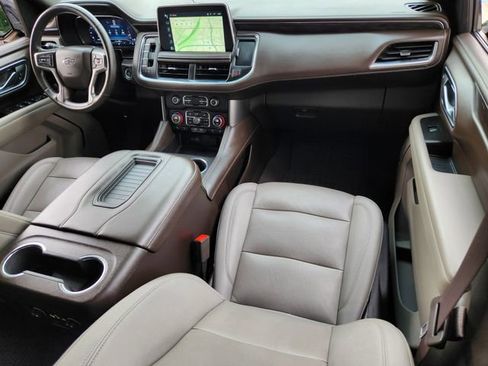 Used 2024 Chevrolet Tahoe Z71 w/ Z71 Off-Road Package AWD/4WD image 23