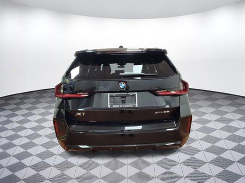 Used 2026 BMW X1 xDrive28i w/ M Sport Package image 9