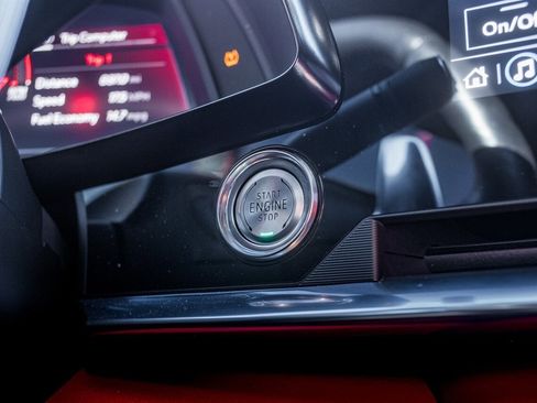 Used 2021 Chevrolet Corvette Stingray Premium Cpe w/ Z51 Performance Package image 24