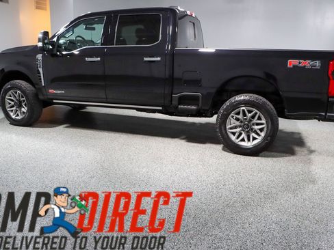 Used 2024 Ford F250 Platinum image 10