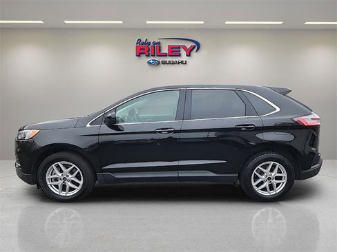Used 2023 Ford Edge SEL image 2