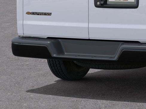 New 2026 Chevrolet Express 2500 w/ Driver Convenience Package RWD image 14