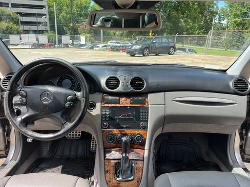 Used 2006 Mercedes-Benz CLK 350 Coupe image 10