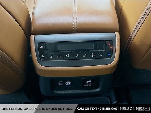 Certified 2025 Nissan Pathfinder Platinum image 27