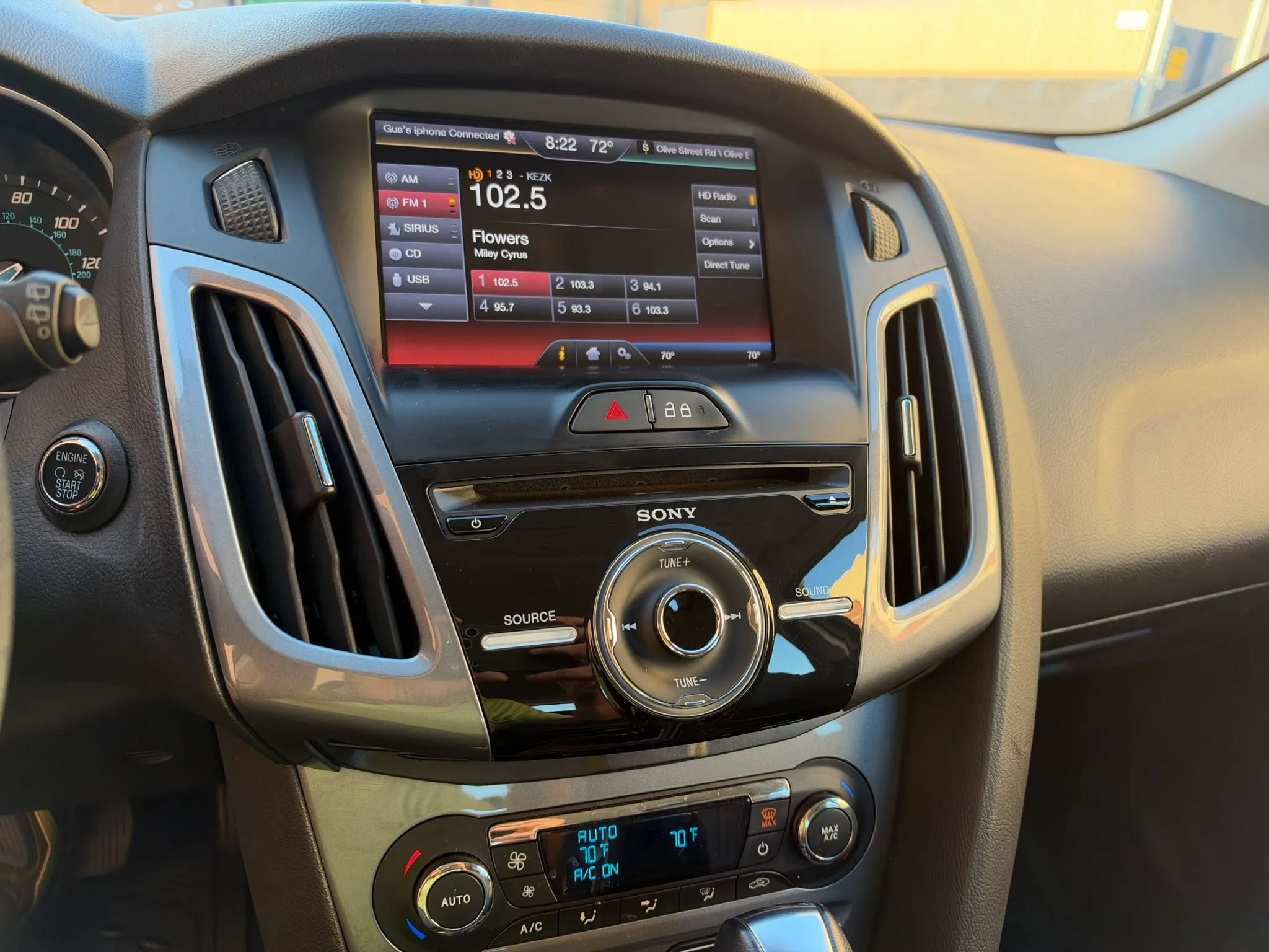 Used 2014 Ford Focus Titanium FWD image 11