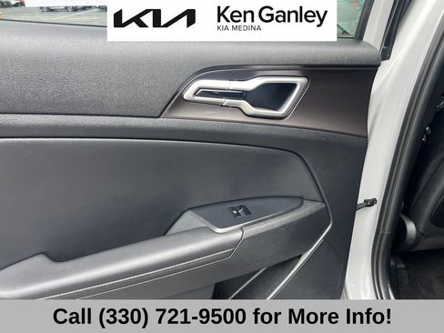 Certified 2026 Kia Sportage EX FWD image 48
