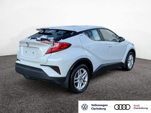 Used 2021 Toyota C-HR LE image 5