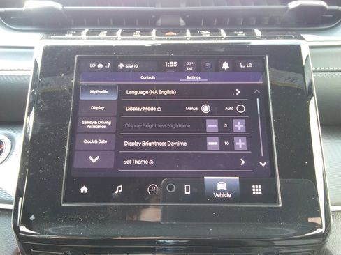 New 2025 Jeep Grand Cherokee Altitude AWD/4WD image 25