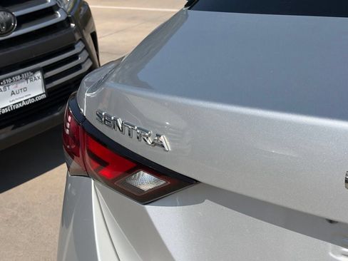 Used 2023 Nissan Sentra SV FWD image 5