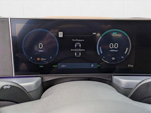 New 2025 Hyundai Sonata Limited image 10