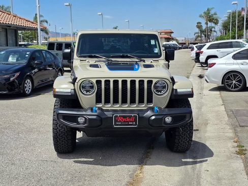 Used 2022 Jeep Wrangler Unlimited Rubicon 4xe w/ Cold Weather Group AWD/4WD image 2