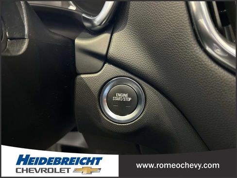 Certified 2021 Chevrolet Equinox LT image 28