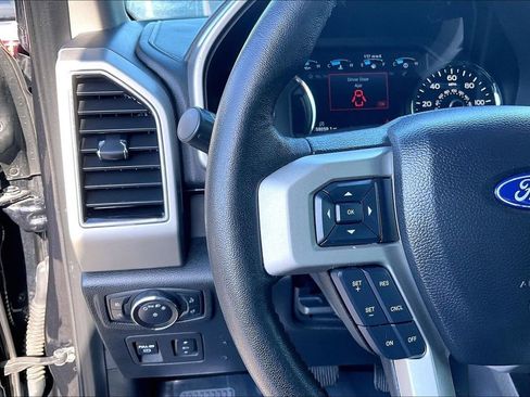 Used 2019 Ford F150 Lariat w/ FX4 Off-Road Package AWD/4WD image 13