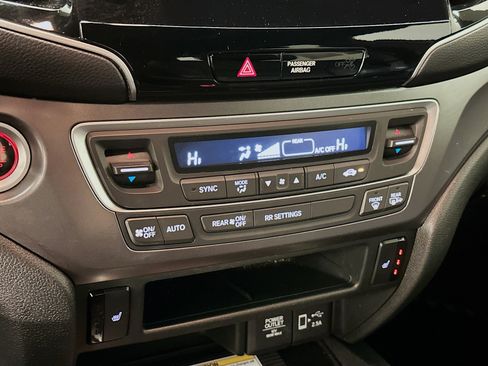 Used 2023 Honda Passport EX-L image 23