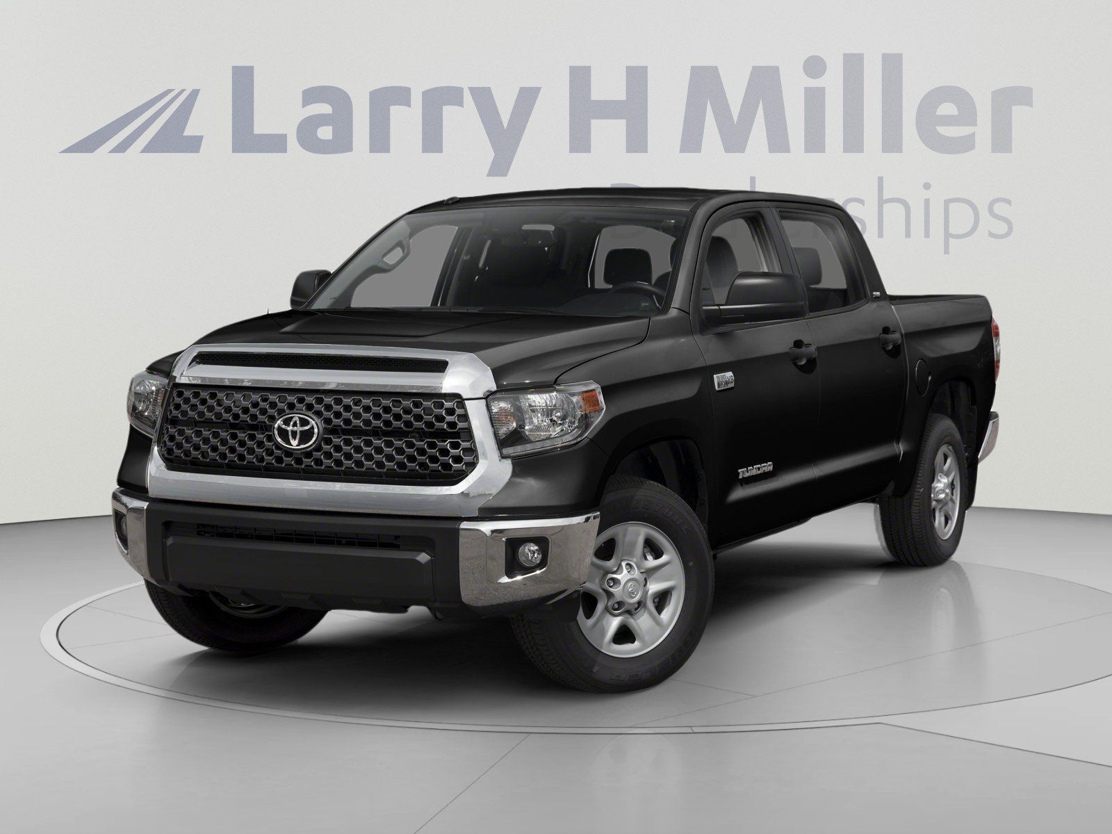 Used 2018 Toyota Tundra SR5 w/ SR5 Upgrade Package AWD/4WD image 1
