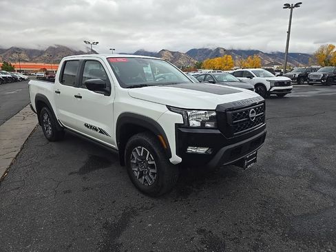 Certified 2024 Nissan Frontier SV w/ Hardbody Edition image 4