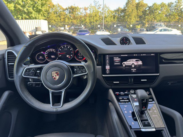 Used 2020 Porsche Cayenne AWD/4WD image 27