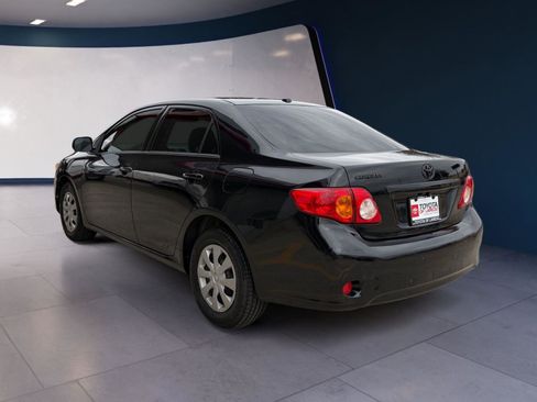 Used 2010 Toyota Corolla image 3