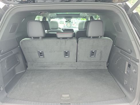 Used 2024 Chevrolet Traverse RS w/ LPO, Floor Liner Package AWD/4WD image 5