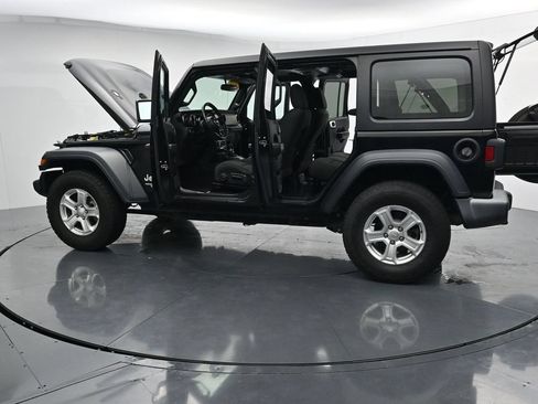 Used 2019 Jeep Wrangler Unlimited Sport S AWD/4WD image 42