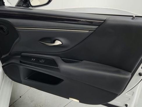 Used 2021 Lexus ES 250 w/ Premium Package image 21