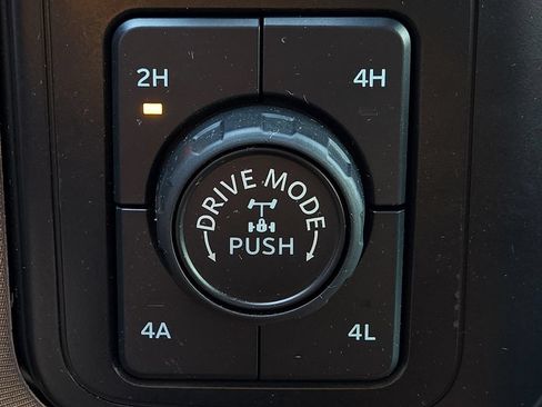Used 2023 Ford F150 Platinum w/ Equipment Group 701A High AWD/4WD image 17