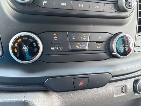 Used 2020 Ford Transit 350 XL RWD image 17