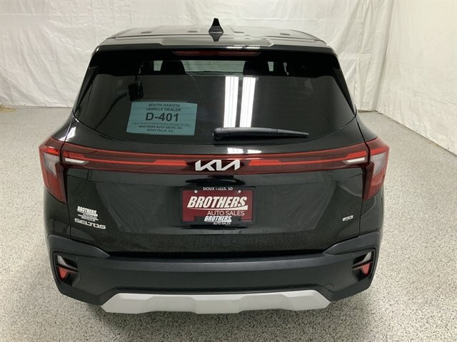 Used 2026 Kia Seltos LX AWD/4WD image 6