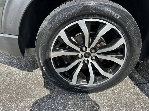 Used 2022 Ford Explorer ST-Line w/ Class IV Trailer Tow Package image 16