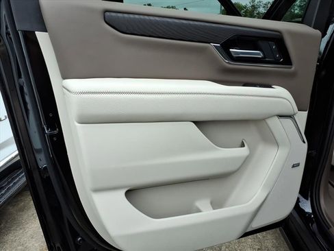 New 2026 GMC Yukon XL Denali AWD/4WD image 17
