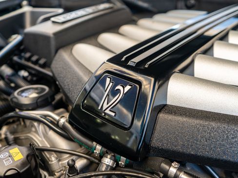 Used 2016 Rolls-Royce Wraith image 51