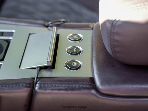 Used 2005 Aston Martin DB9 Coupe RWD image 23
